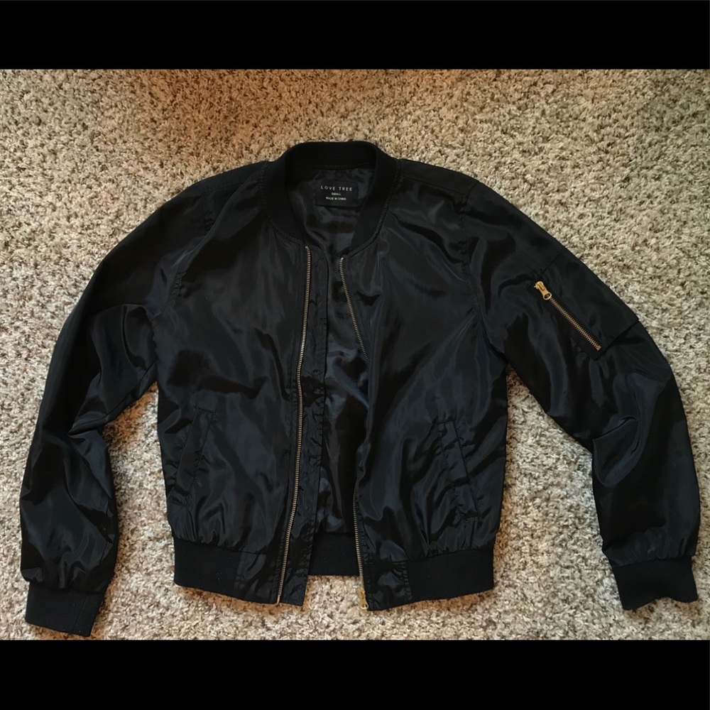 Black zip up jacket from Love Tree - Picture 1 of 3